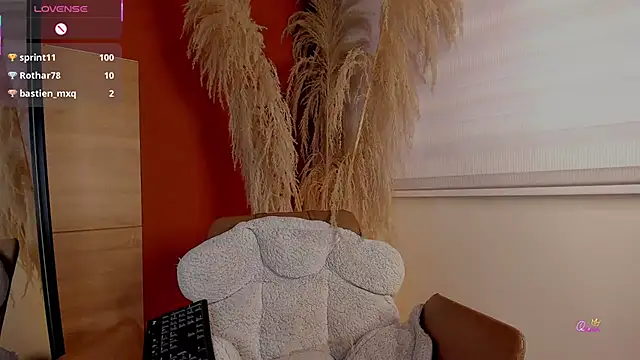 XXX chat uživo modela luna_willians