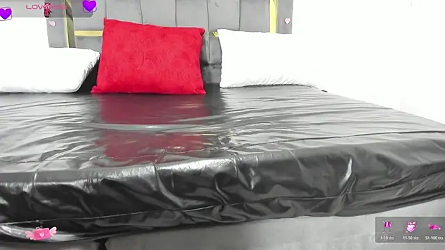 XXX chat uživo modela CatleyaSmith