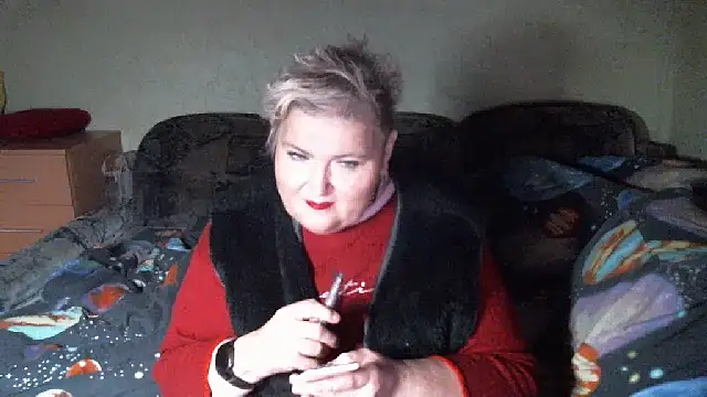 Lana555 লাইভ XXX চ্যাট