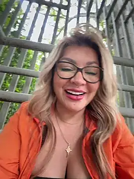 دردشة DIANITA_1988 الجنسية المباشرة