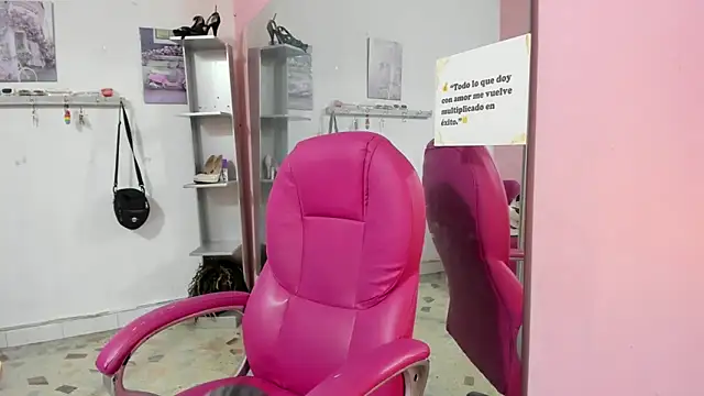 CAMILA--REY live XXX chat