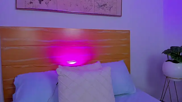 Онлайн чат XXX kitty_sweeety_