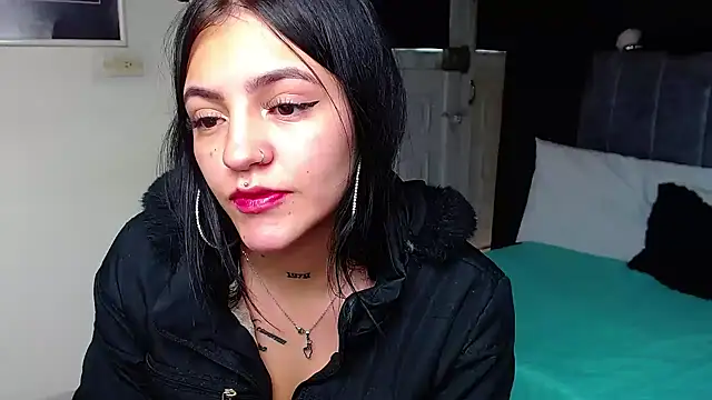 Violettasquirt – Live XXX-chat