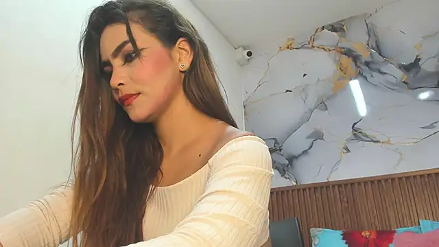 Holly_22's Live XXX Chat