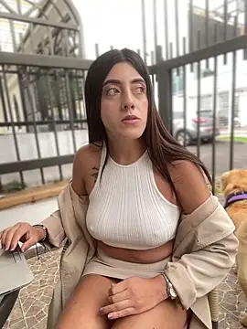 ElectraPink_ – Live XXX-chat