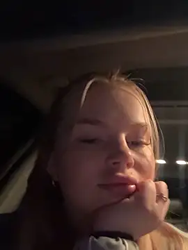 MaRiyaXXX: вебкам-шоу