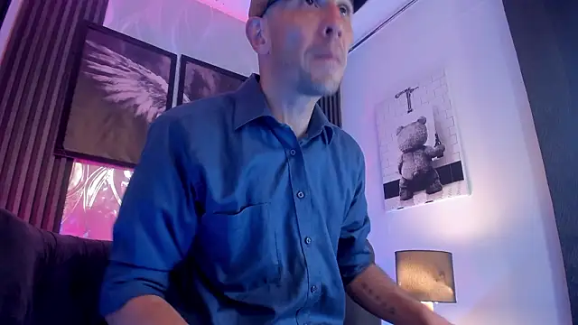 Milanwhite_ – webcam-show