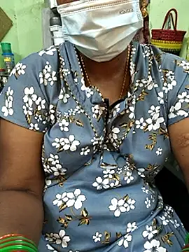 Chat XXX en directo de Tamilselviroja-