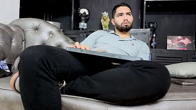 Chatroom XXX en direct de matteosantos