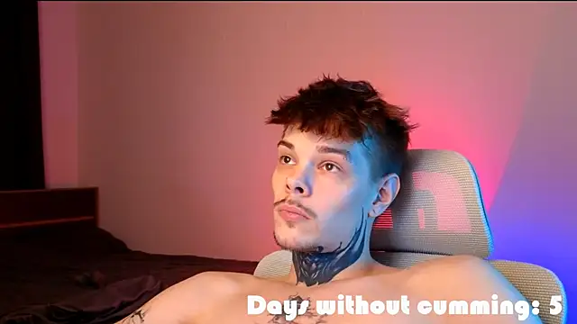 DENIS_HERE 网络视讯表演