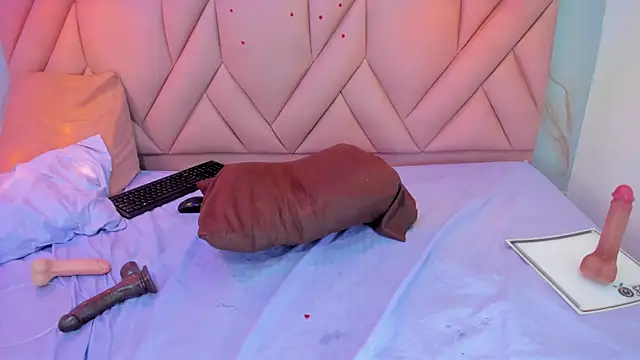 Ibbie_drastic élő XXX-chatje