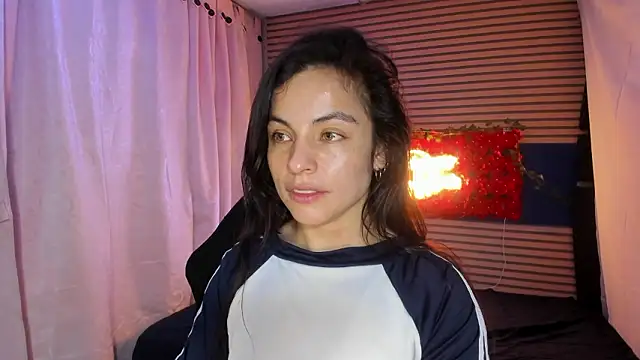 rosse_2504 লাইভ XXX চ্যাট