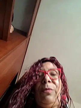 Scarlet_curly8a's Live XXX Chat