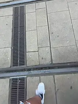 nanaisbackk: απευθείας συνομιλία ΧΧΧ