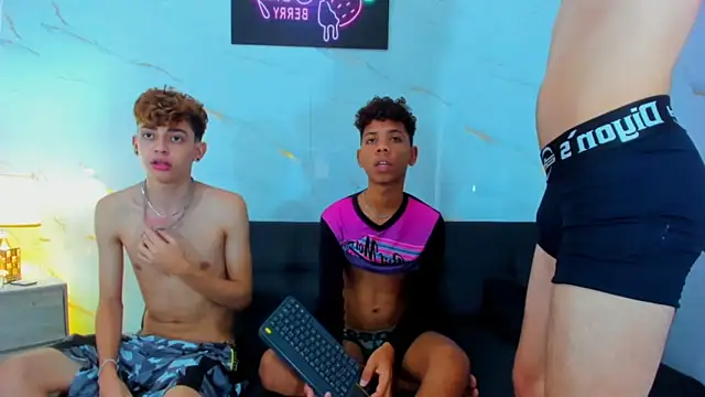 Chat +18 de Spicy_guys ao vivo