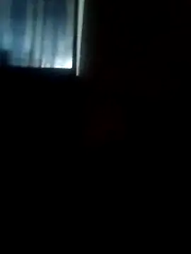 k1oudE webkamerás műsora