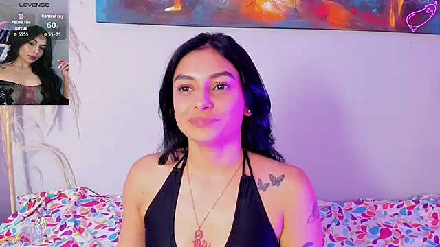 lilith_petit_ Chat XXX live