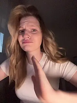 MaryHiggins webcam show