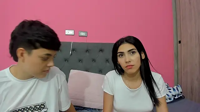 แชท XXX สดของ ariloe_quintero