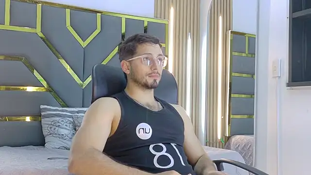 NICK_MOSS_: απευθείας συνομιλία ΧΧΧ