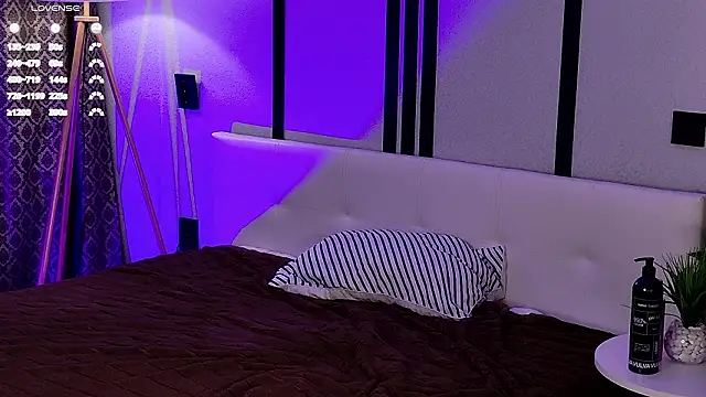 BingebaeのライブXXXチャット