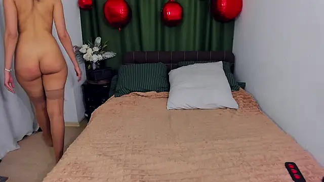 MiaSilkX Chat XXX live