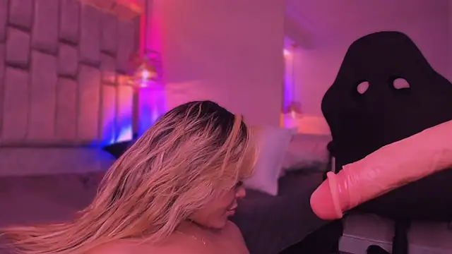 Chatroom XXX en direct de VioletaAbel