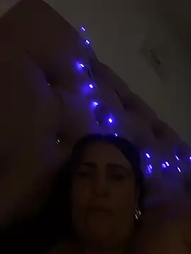 Chatroom XXX en direct de Taylortits