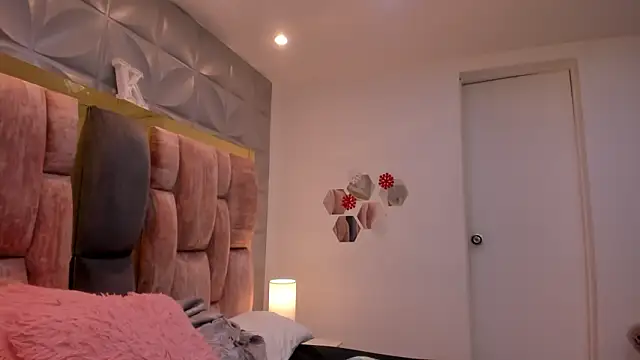 Charlotte_Ice1 Live XXX-chat