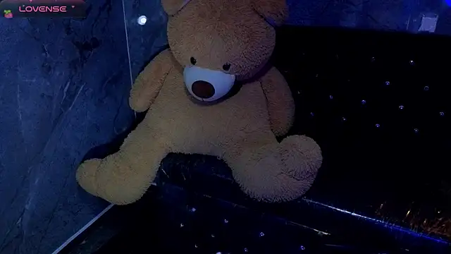 Chat +18 de Kitty_fox_b ao vivo