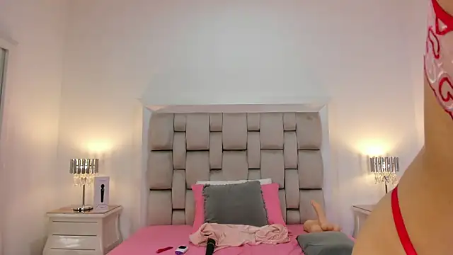 Chatroom XXX en direct de frehia_dimou