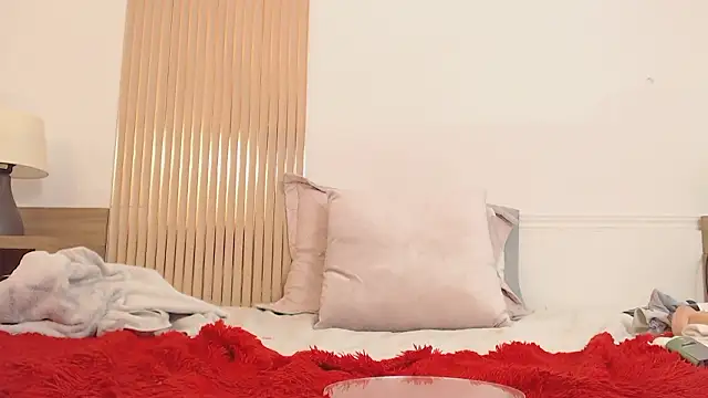 Chat +18 de Mazikeen_1 ao vivo