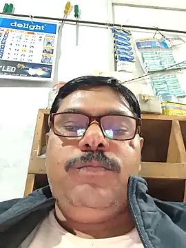 Chatroom XXX en direct de Srmotrs