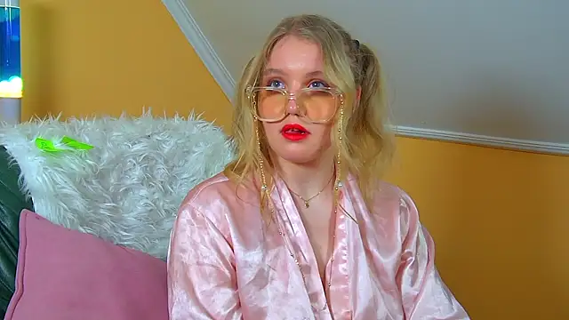 دردشة EmilyEvanse الجنسية المباشرة