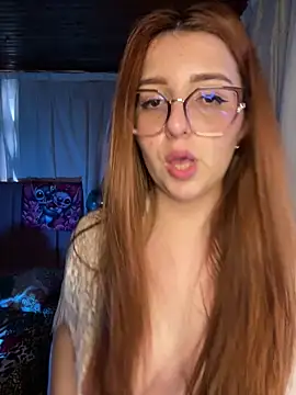 Онлайн чат XXX CoraVibes