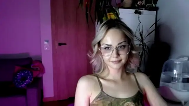 LexiexPlay: онлайн-секс-чат