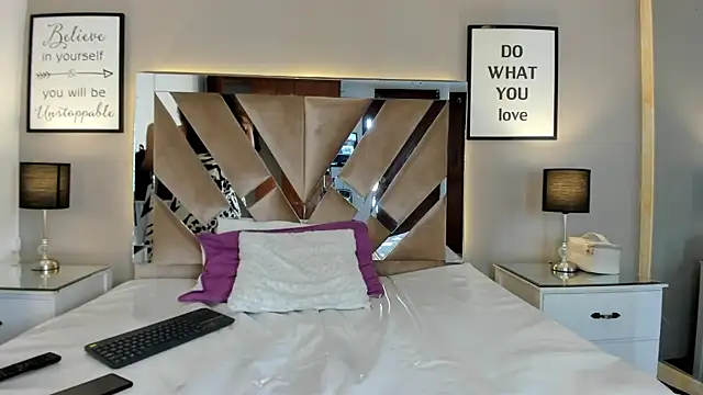 cellestehot Chat XXX live