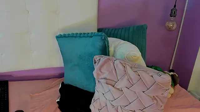 XXX chat uživo modela Charlotte11-11