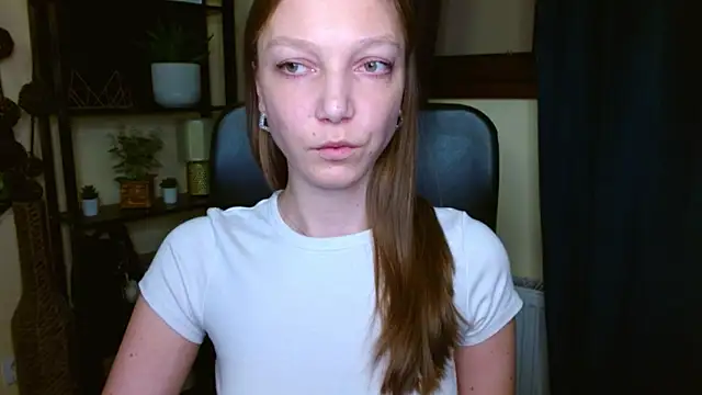 EmillyPlay Live XXX-chat