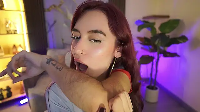 Živý XXX chat TessaaFox