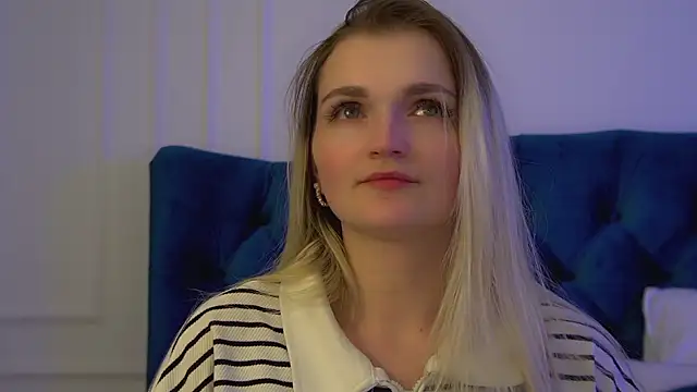 AnnyRaii Adlı Modelin Canlı XXX Sohbeti