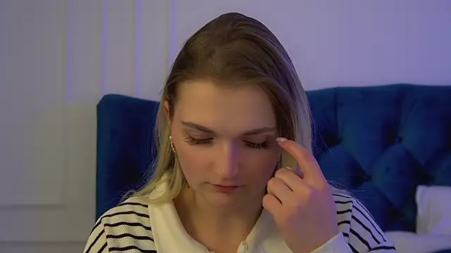 AnnyRaii লাইভ XXX চ্যাট