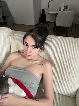 Lena_Lang Chat XXX in diretta