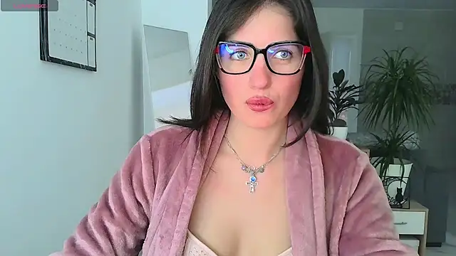 Show modela neferutt na web-kameri