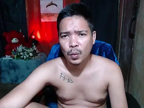 MANIACasianX: вебкам-шоу