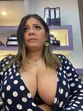 isabella_horney_のライブXXXチャット