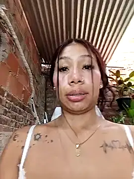 Pokazy przed kamerką – Rous-squir