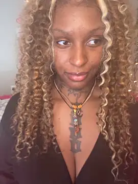 MistiSavannah Chat XXX in diretta