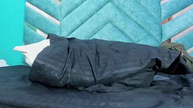 AngelineJolie – webcam-show