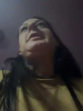 Milfshortcakes Chat XXX in diretta